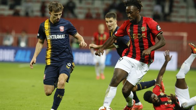 ОФИЦИАЛНО: Астън Вила купи нападател от Ница за 30 млн. паунда