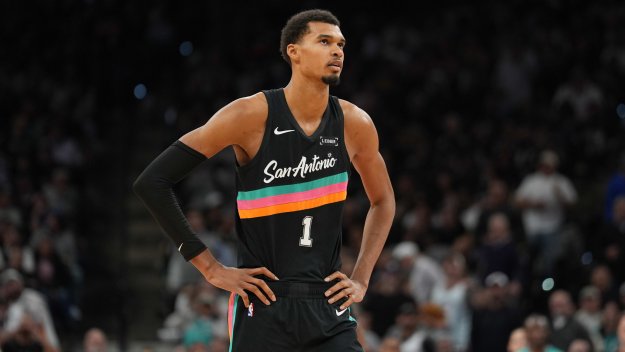 Извънземното пропуска няколко седмици в НБА