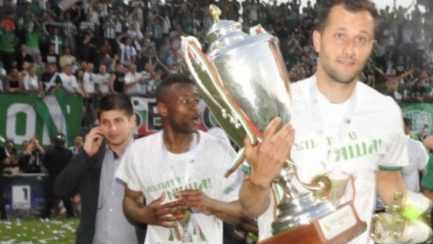 Борко Стойчев пропуска мача с Нефтохимик