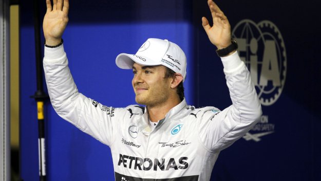 Росберг потегля пръв в Абу Даби