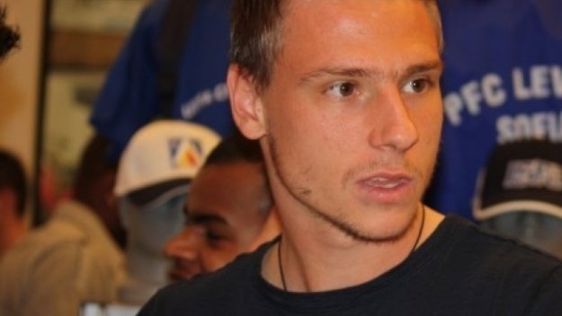 Хичо пред трансфер в Славия