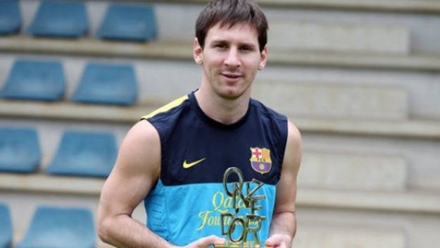 Меси пак надви Роналдо и взе Златния Онз