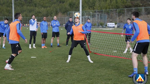 Левскарите си спретнаха забавна игра на турска земя