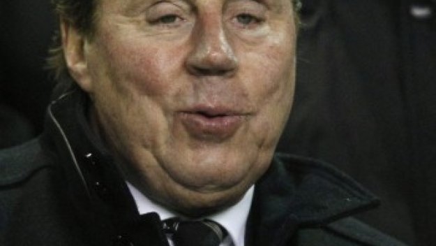 Хари Реднап се надява да задържи Адебайор за постоянно