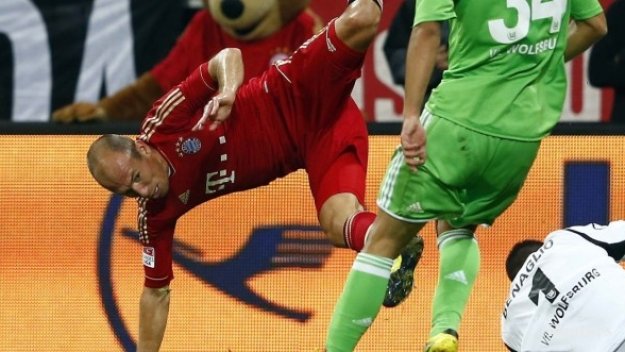 Нищо ново: Ариен Робен се счупи