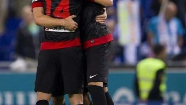 Атлетико не изпуска второто място