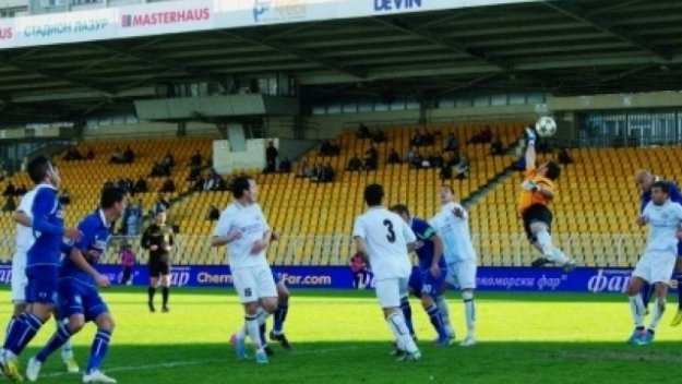 И Черноморец го закъса с парите