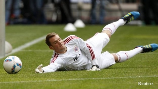 Нерлингер изчисли: 99% от феновете на Байерн са зад Нойер