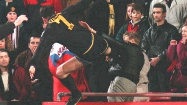 Ритнатият от Кантона фен пак се забърка в скандали