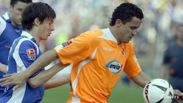 Рангелов с гол от дузпа за Енерги, отборът му бие 