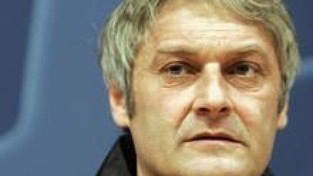 Армин Фее официално пое шампиона Волфсбург