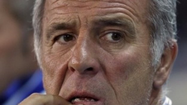 Ерик Геретс сменя Клод Пюел в Лион?