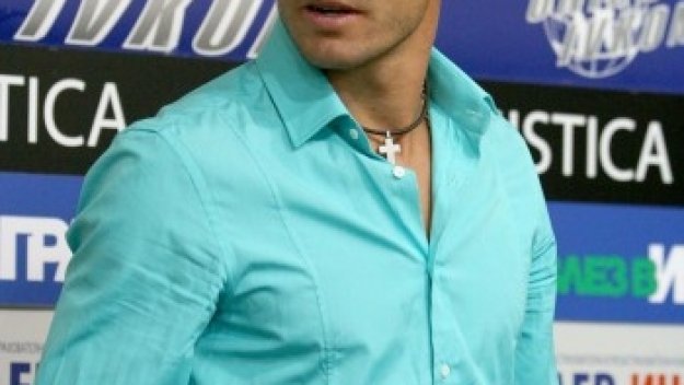 Рангата дебютира с хеттрик в Люцерн