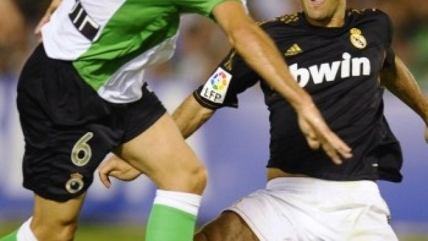 Карвальо остава в Реал до 2013-а