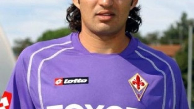 Вирус тръшна халф на Фиорентина в родината му