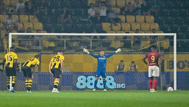Сагата продължава! Ас от Първа лига все пак отива при бивша звезда на Левски?
