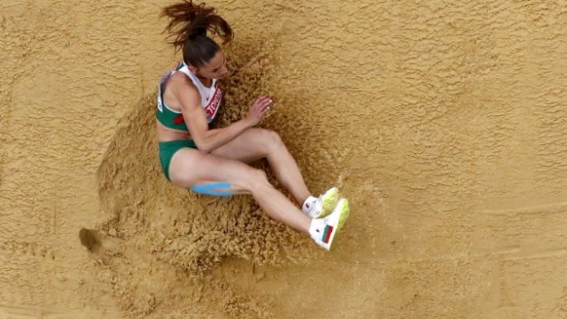 Габриела Петрова е на финал в тройния скок