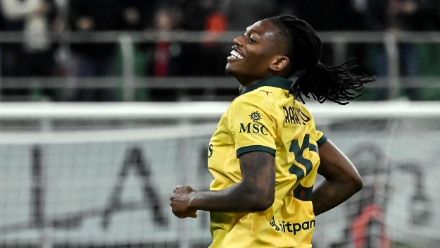 Леао развали празника на Пиоли! Милан излезе първи