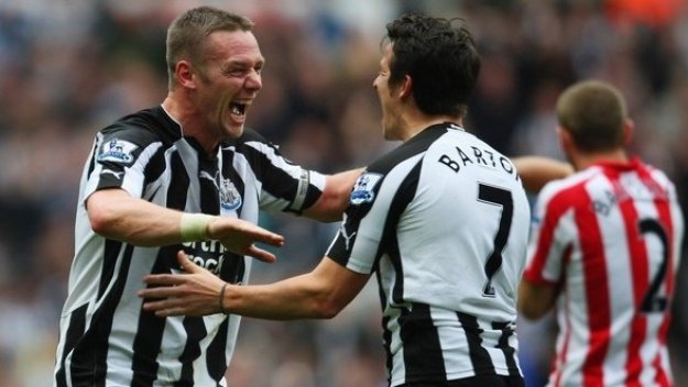 Нюкасъл разнищи Съндърланд с 5:1, Нолън с хеттрик