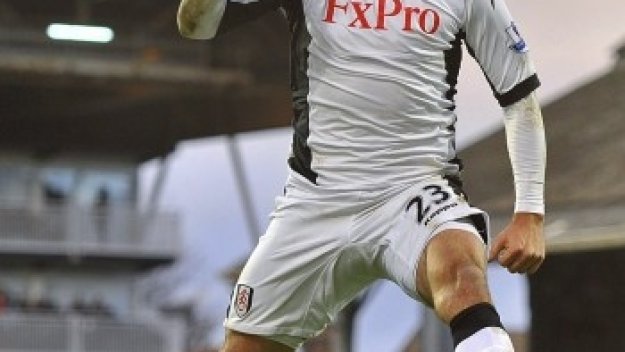 Арсенал се включва в борбата за Клинт Демпси