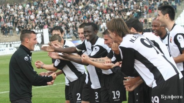 Локо (Пд) се връща от Австрия