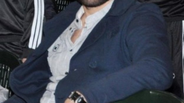 Малката Кобра мачка в Турция, Памперса взе квота за Лондон