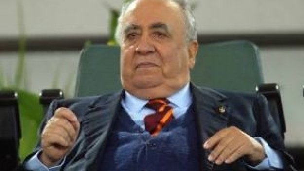 Почина президентът на Рома
