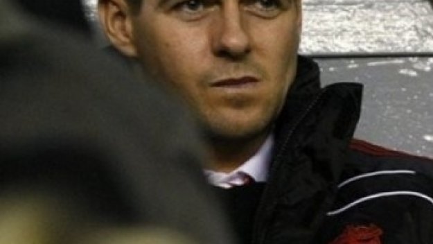 Стиви Джи се завръща в игра срещу Фулъм