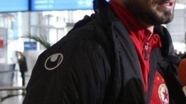 Кокала бие шута на бивш цесекар от Локо София 