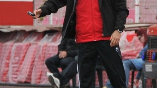 &quot;Титаните&quot; се разплатиха с Радуканов и екипа му