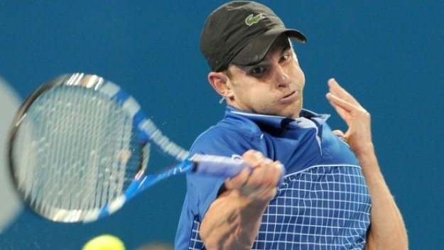 Родик започна успешно защитата на титлата си в Бризбейн