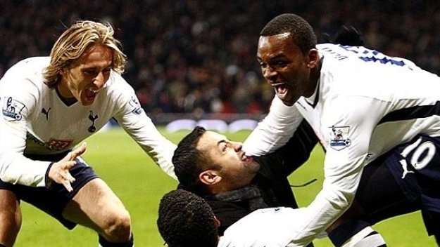 Тотнъм - Арсенал в третия кръг на Карлинг Къп