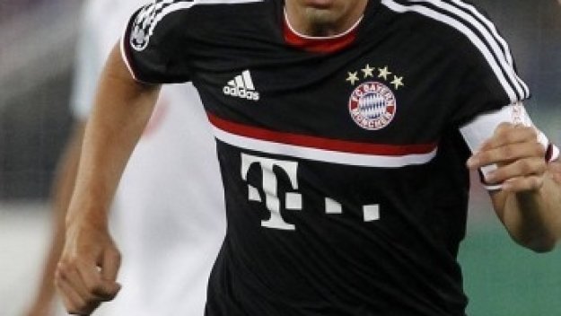 Филип Лам капитулира