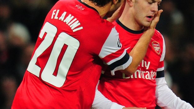 Фламини си нарязал фланелката за мача с Марсилия