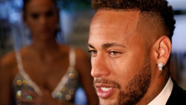 Неймар се оправда: Още не съм в топ форма