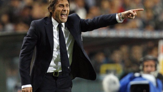 Конте отряза Рафа Бенитес