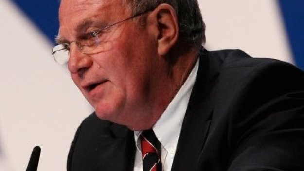 Хьонес: Дортмунд пада в Леверкузен и изпада в криза