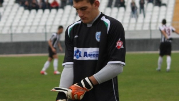 Вратарят на Черно море се възстановява по план