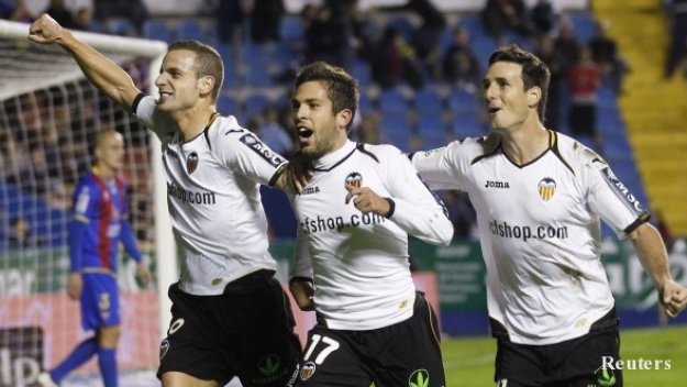 Валенсия взе градското дерби срещу Леванте