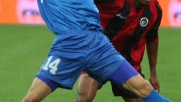 Левски извади Жоазиньо и Минев на сергията