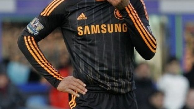 Купуват на Жозе Дрогба, за да остане