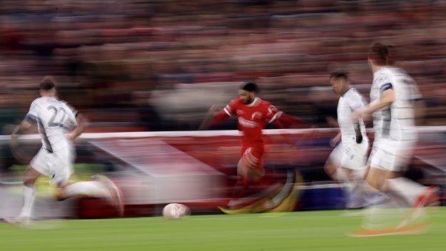 Вече са ги мачкали с 5:0! Ливърпул ще гони чудото на Ботуша