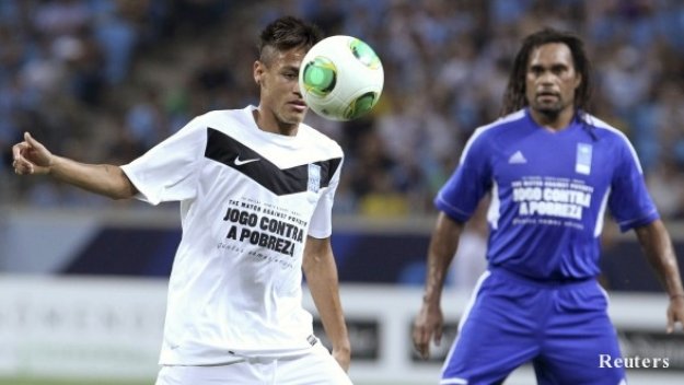 Бащата на Неймар: Най-добрият път за него е Барса