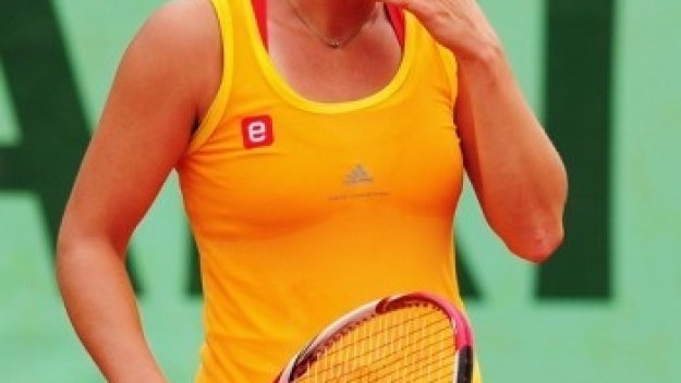 Возняцки отпадна още в първия кръг в Рим