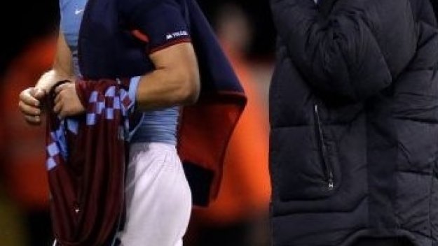 Улие: Стилиян Петров е важен за отбора, но няма да е твърд титуляр