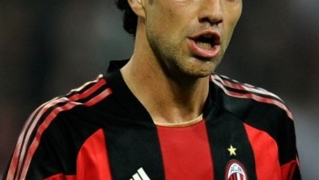 Алесандро Неста пред напускане в Милан