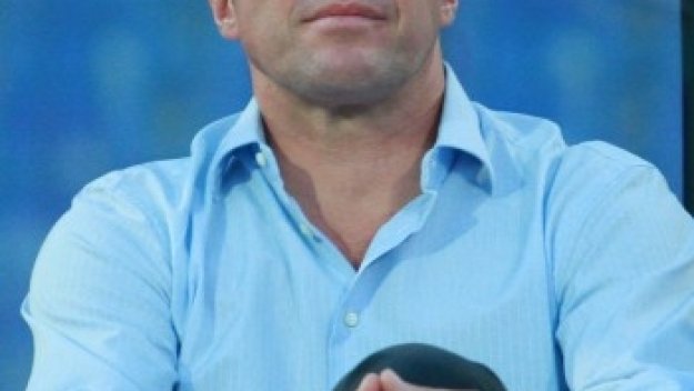 Матеус реди контроли за националите в Дубай