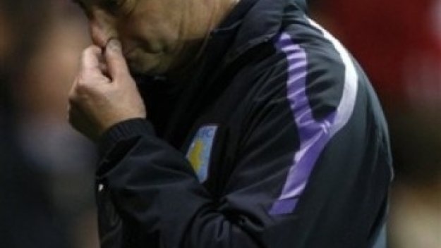 Болтън изпусна Вила