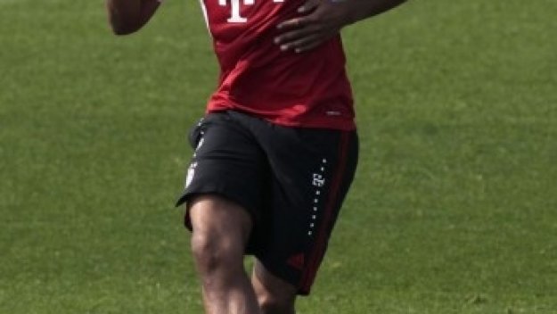 Боатенг: Не смятам, че пак ще играя като десен бек