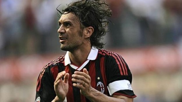 Интер не спира с Лео, взима Малдини и Кака